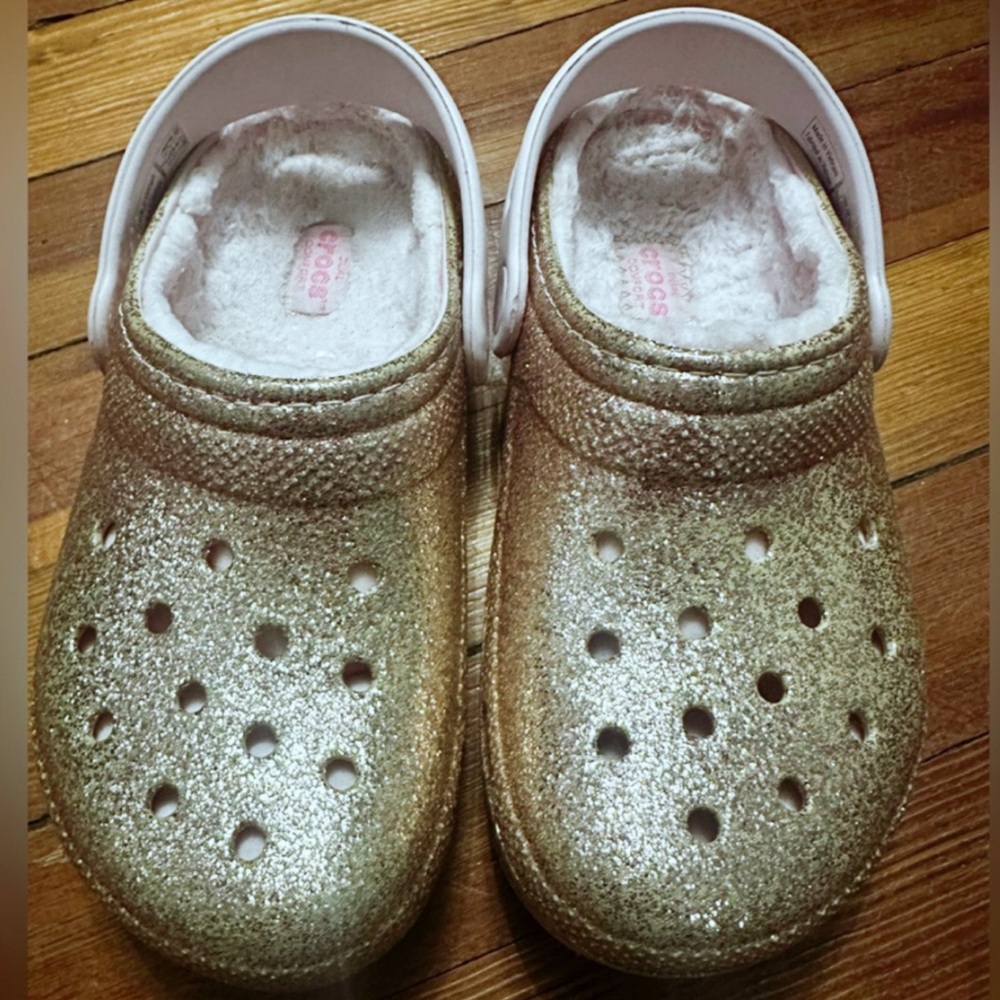 CROCS Kids Shiny Gold Slippers